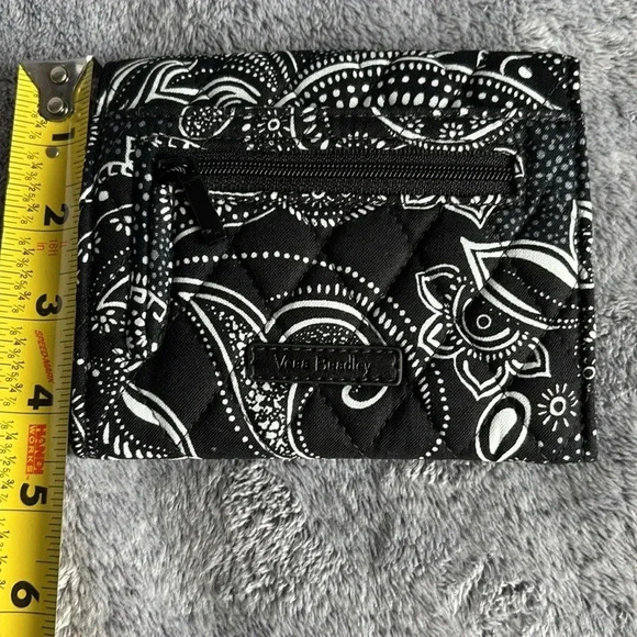 Vera Bradley RFID Mini Tri-Fold Wallet in Cotton Stellar Paisley NWT - Picture 3 of 5